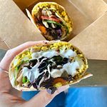 Open ‘till 9pm - dine in, takeout & delivery ❤️🌱
.
.
.
📸@lattesandplaydates